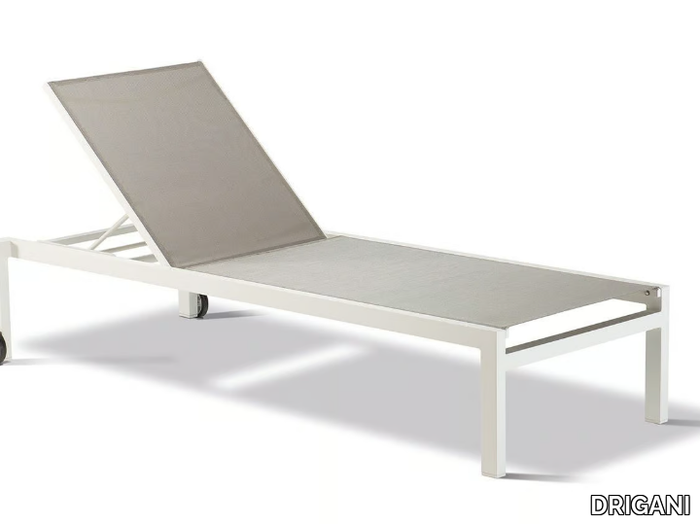 SANTIAGO - Recliner sun lounger with castors _ DRIGANI