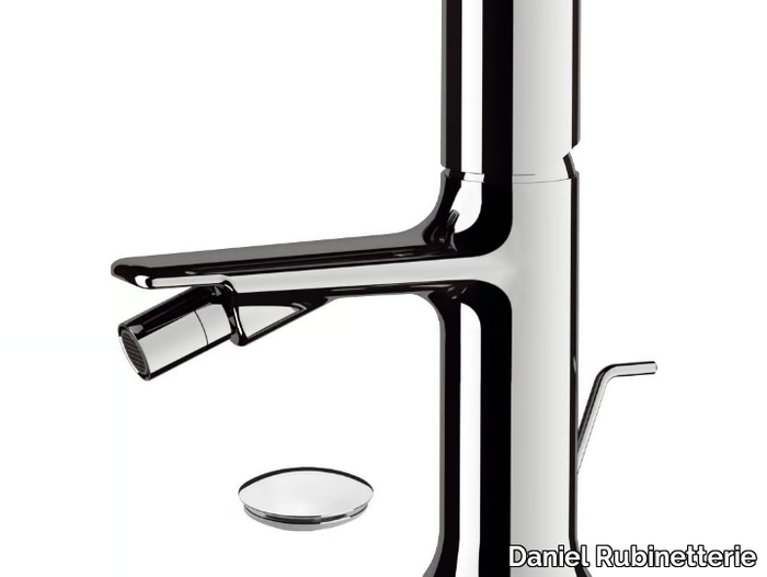 FUSION - Countertop single handle brass bidet mixer with swivel spout _ Daniel Rubinetterie