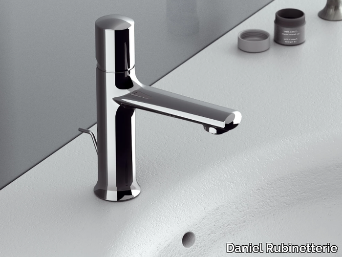 FUSION-Washbasin-mixer-Daniel-Rubinetterie-337914-rel15d8da9c.jpg