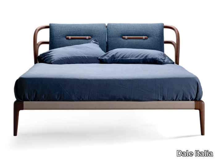 SMUSSO P-130 - Solid wood bed with upholstered headboard _ Dale Italia