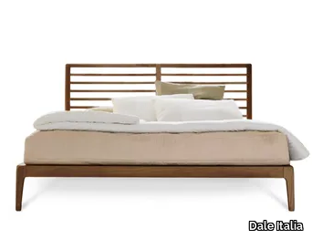 ESSENTIA P-110 - Solid wood bed _ Dale Italia