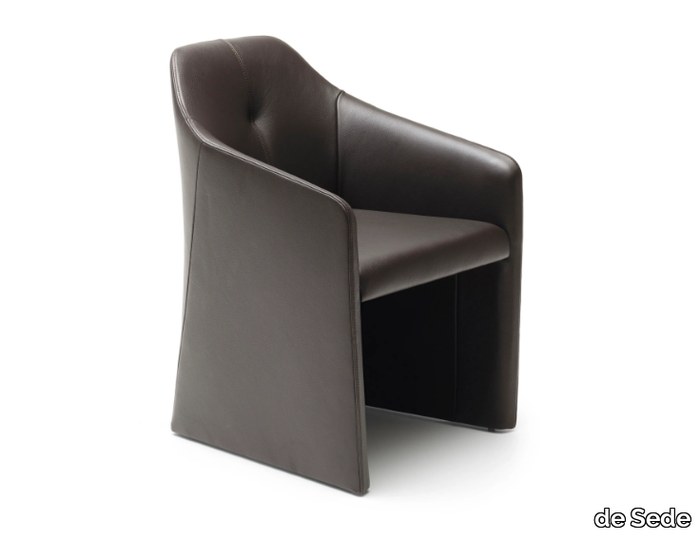 DS-279 GUSTO - Leather easy chair with armrests _ de Sede