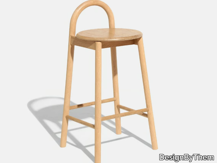 BOBBY - High wooden barstool with footrest _ DesignByThem