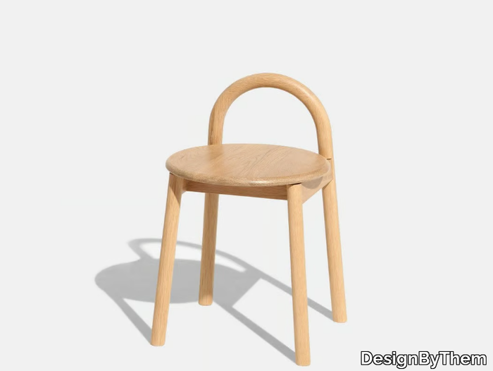 BOBBY - Low wooden stool with back _ DesignByThem