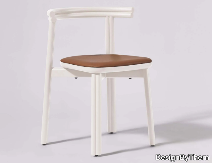 TWILL - Stackable powder coated aluminium chair with integrated cushion _ DesignByThem