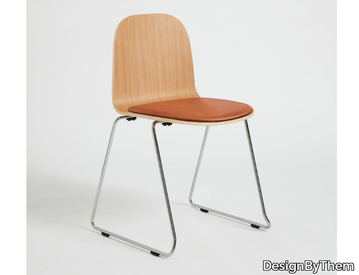 POTATO - Stackable sled base chair with integrated cushion _ DesignByThem