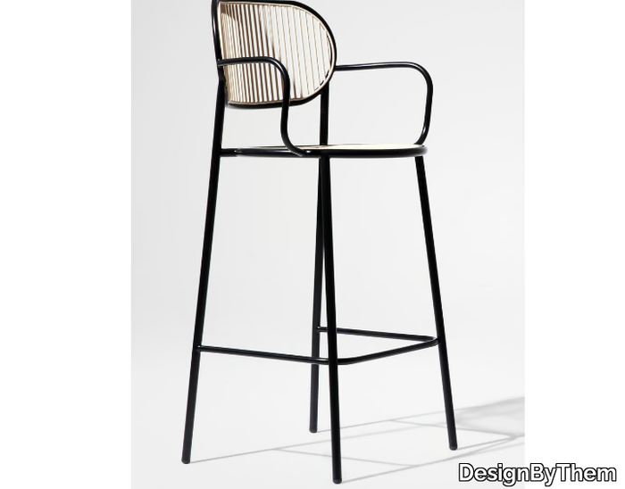 PIPER-Stool-with-armrests-DesignByThem-384519-rel91b7a19d.jpg