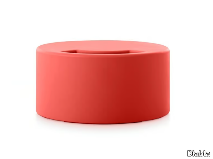 LIPSTICK-Garden-side-table-Gandia-Blasco-43707-rela78cdc21.jpg