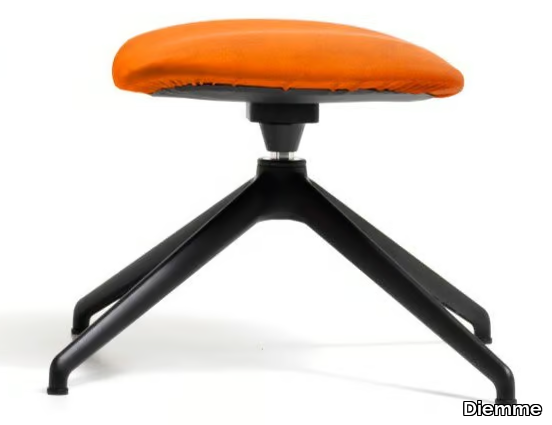 EON LOUNGE - With 4-spoke base fabric footstool _ Diemme