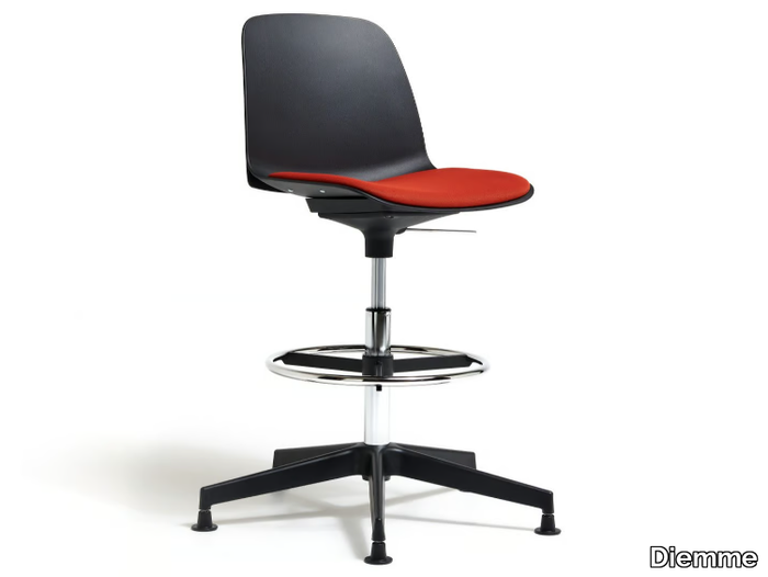 KIRE - Height-adjustable polypropylene office stool with 5-Spoke base _ Diemme