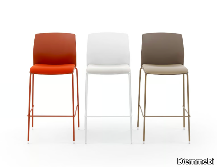 LIBRA PLASTIC - Stackable plastic stool with integrated cushion _ Diemmebi