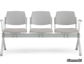 VOLÉE EASY SOFT - Freestanding beam seating with armrests _ Diemmebi