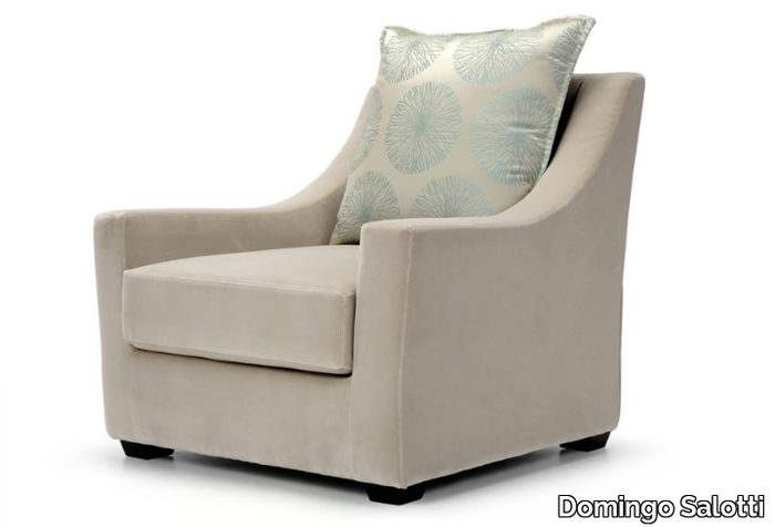 ST53 - Upholstered leather armchair _ Domingo Salotti