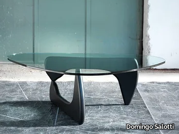 h_1709-triangular-coffee-table-domingo-salotti-203888-rel46ec8b8b.jpg