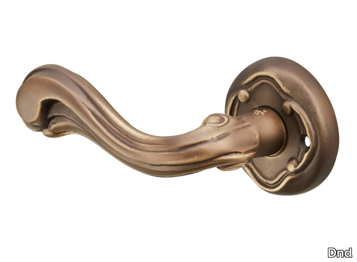 COMETA - Brass door handle on rose _ Dnd