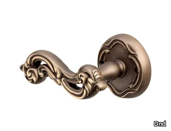 NINFA - Brass door handle on rose _ Dnd