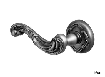 SELENE - Brass door handle on rose _ Dnd