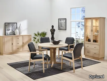 4482 - Wooden highboard with doors _ Dyrlund