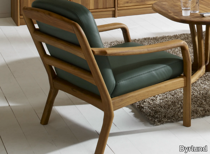 1260 - Upholstered easy chair with armrests _ Dyrlund