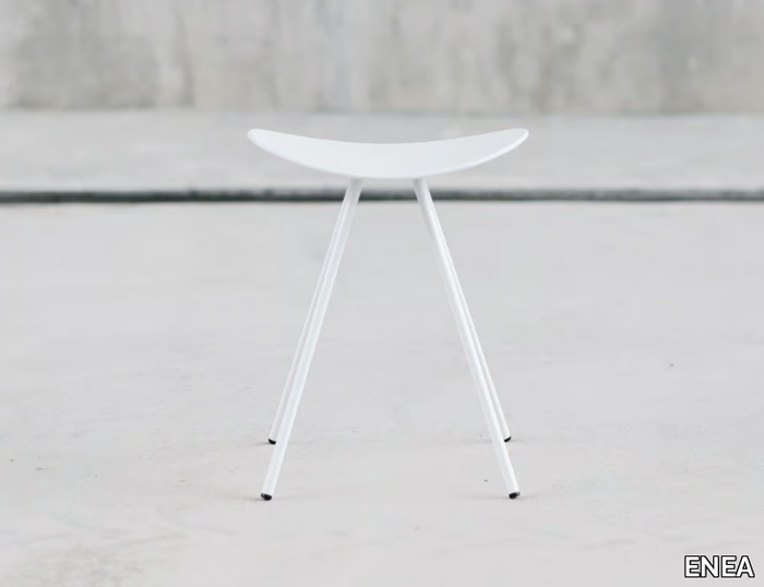 COMA 4L - Low trestle-based polypropylene stool _ ENEA