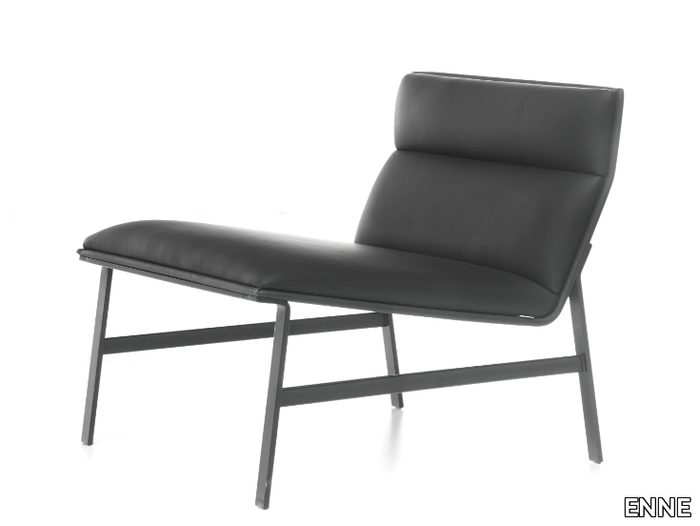 GOO - Leather armchair with armrests _ ENNE