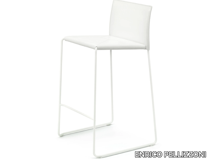 stool-enrico-pellizzoni-635838-relffe5fd80.jpg