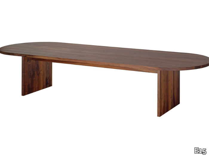 ASHIDA - Oval solid wood table _ E15