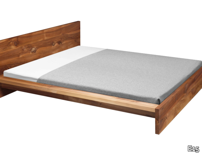 MO - Wooden double bed _ E15