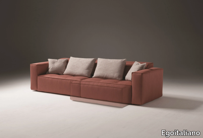 AURORA-Egoitaliano-317132-rel46a24775.jpg