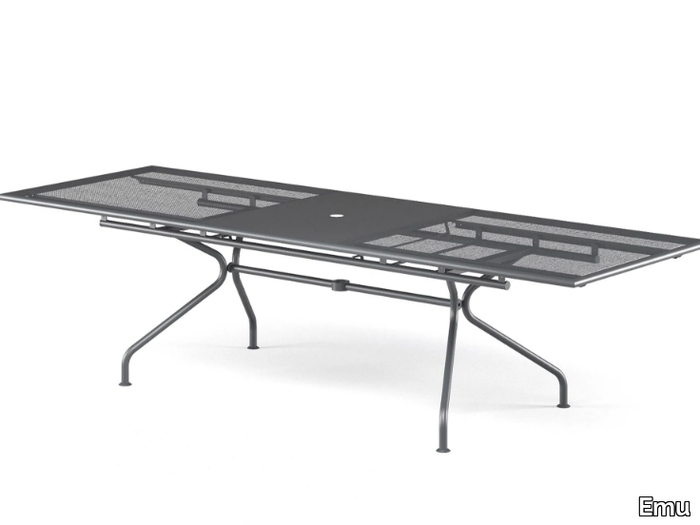 ATHENA - Extending steel garden table _ Emu