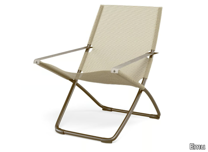 SNOOZE - Folding deck chair with armrests _ Emu