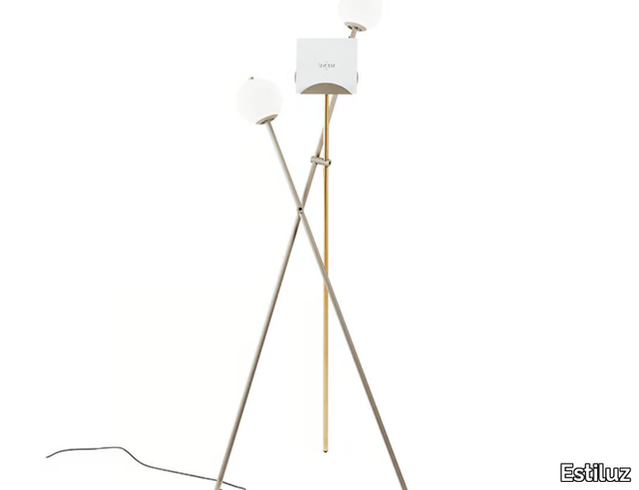 ASANA - LED metal floor lamp _ Estiluz