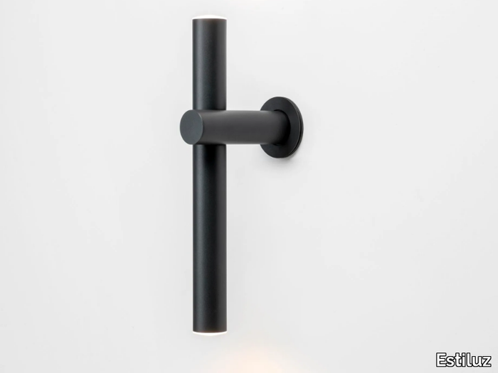 TIK A-4091X - Metal outdoor wall lamp _ Estiluz