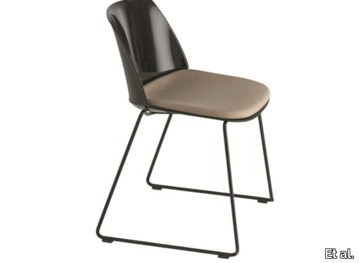 CLASSY 1083N - Sled base polypropylene chair with integrated cushion _ Et al.