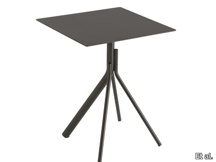 MAIN 1126 - Square steel table _ Et al.