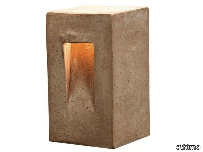 STEP - Terracotta bollard light _ Ethimo