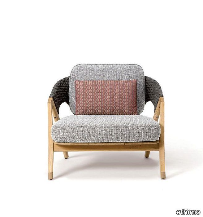 KNIT_LoungeArmchair_withCushion_.jpg