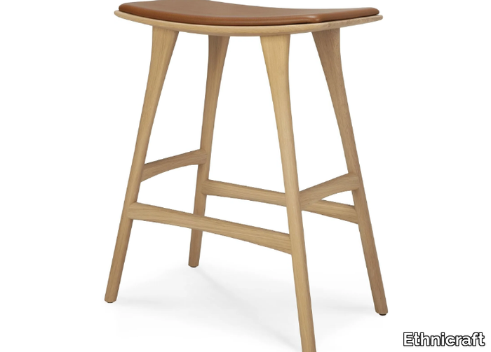 OSSO - High oak stool with integrated cushion _ Ethnicraft