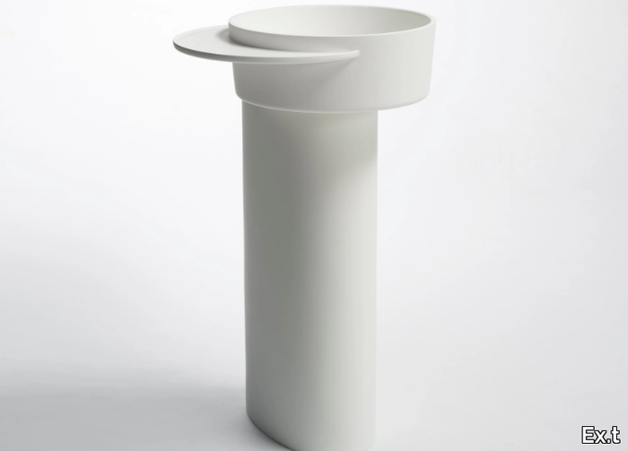 PLATEAU - Round pedestal Livingtec® washbasin _ Ex.t