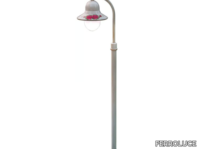 imperia-garden-lamp-post-ferroluce-389021-rel24d50653.jpg