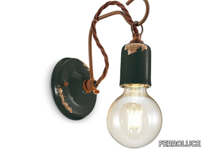 vintage-direct-light-wall-light-ferroluce-403827-rel1c66428a.jpg