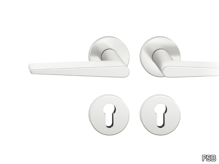 FSB 12 1005 - 0105 - Door handle with lock _ FSB