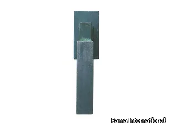 LATUS MG2093 - DK bronze window handle on rose _ Fama International