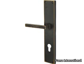 LATUS MG2361 - Bronze door handle on back plate _ Fama International