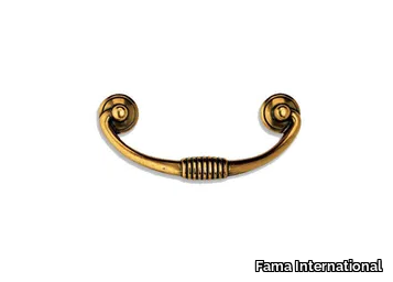 PM1003 - Zamak furniture handle _ Fama International