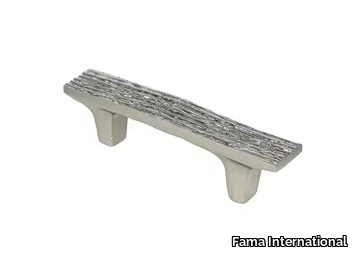 STRIEE DPM J9 - Brass furniture handle _ Fama International