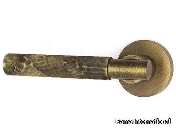 h_AKTUELL-Door-handle-Fama-International-532239-rel389af07f.jpg