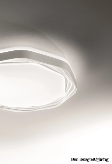 DAISY-Fan-Europe-Lighting-644503-rel9cf09a7e.jpg