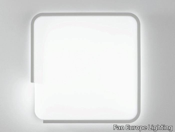 WAYOUT-Fan-Europe-Lighting-642426-rel57875806.jpg