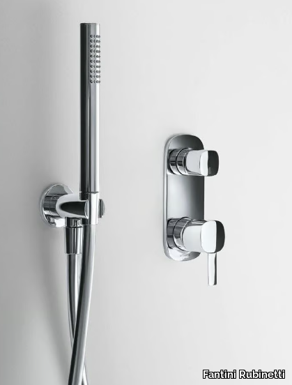 LAMÈ-Shower-panel-Fantini-Rubinetti-218014-rel8ad8b51a.jpg